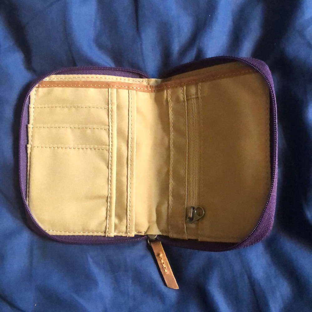 Wallet. FINAL PRICE - Picture 2 of 2